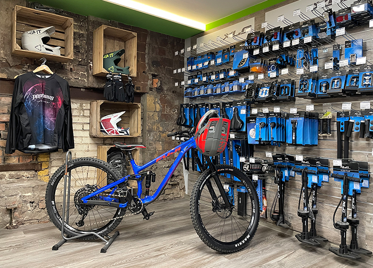 Innenaufnahme: Fahrradgeschäft - Bikeshop Bodetal Thale Fahräder, eBikes