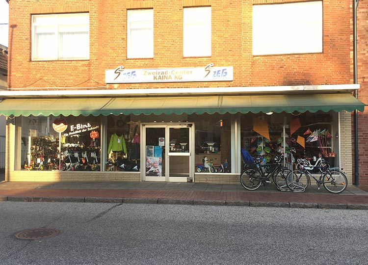 Außenaufnahme: Fahrradladen - Zweirad-Center Kaina - Helenenstr. 2a, 25524 Itzehoe
