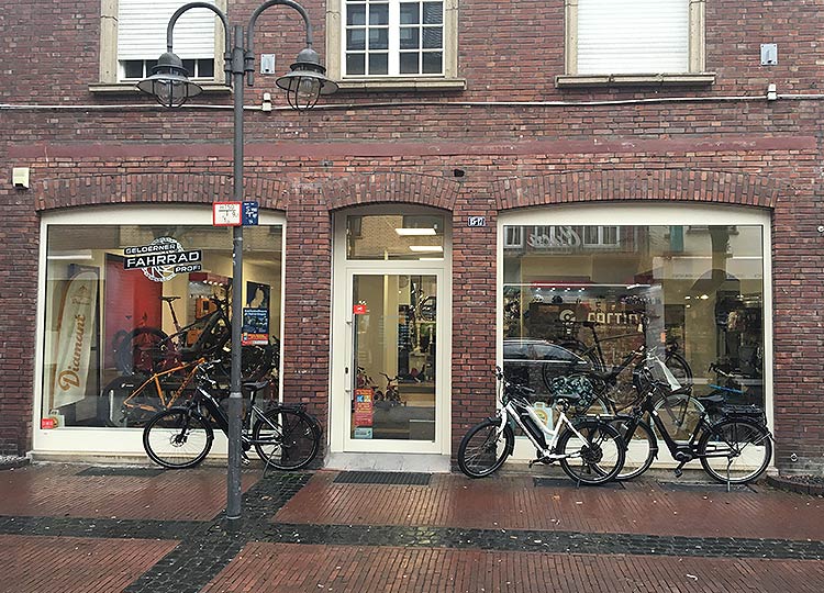 Außenaufnahme: Fahrradladen - Gelderner Fahrradprofi - Hartstraße 15-17, 47608 Geldern