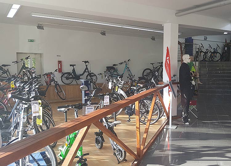 Innenaufnahme: Fahrradgeschäft - Zweirad-Center Dorn Minden Fahräder, eBikes
