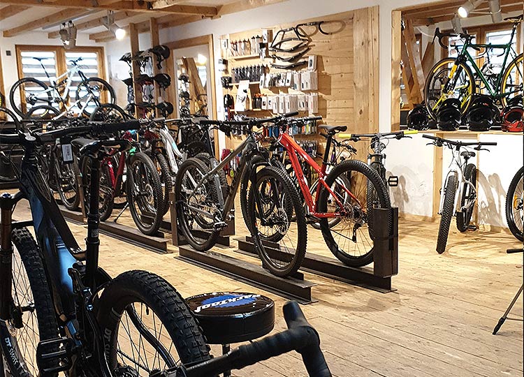 Innenaufnahme: Fahrradgeschäft - werkstatt17 bikeshop Hausham Fahräder, eBikes
