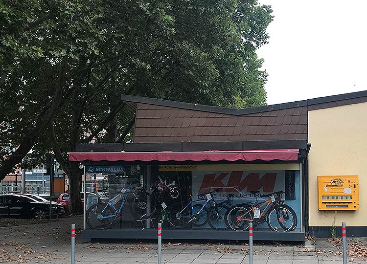 Außenaufnahme: Fahrradladen - Zweirad Skina - Haldenrainstr. 182, 70437 Stuttgart