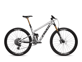 Pivot Cycles Trail 429 Pro X0 Eagle Transmission Enduro w/ Carbon Wheels | XL | Silver Metallic